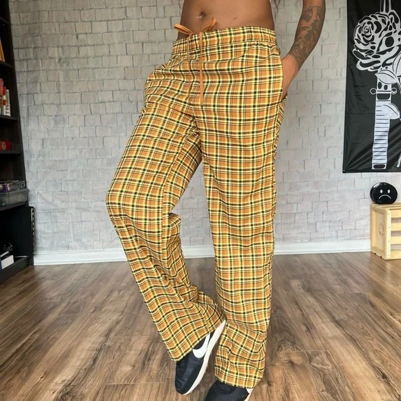 Urban Outfitters Plaid Trousers - Picture 8 of 8